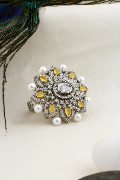 yellow finger ring