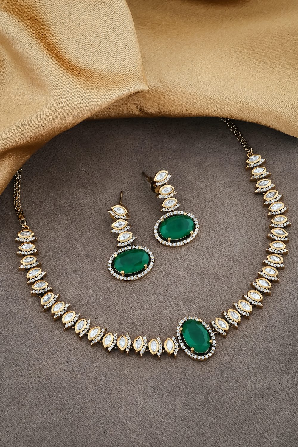 emerald poliki necklace set