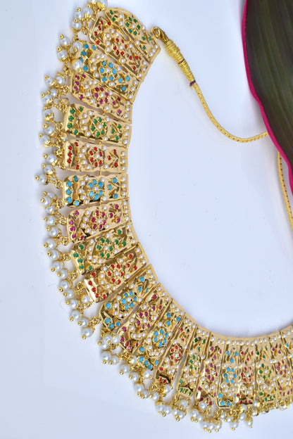 Jadau Kundan Collar Necklace Earrings Set hjkcnes230904