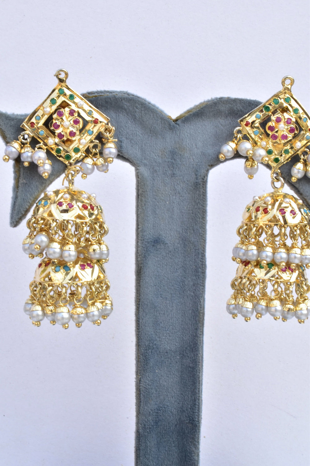 jadau kundan earrings