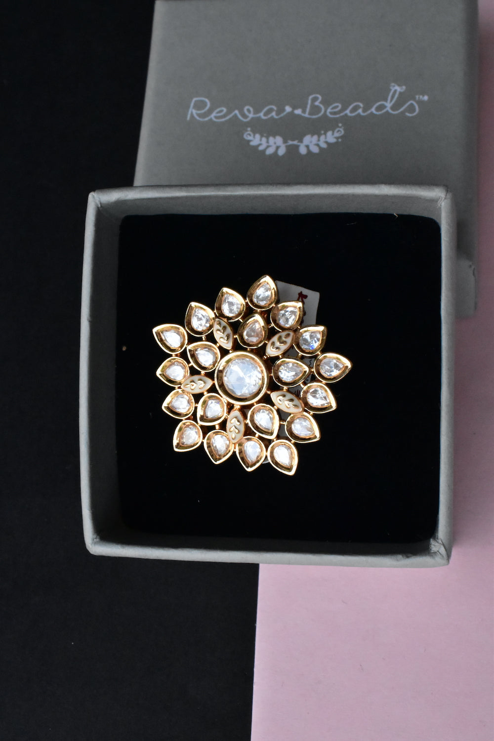 white kundan finger ring