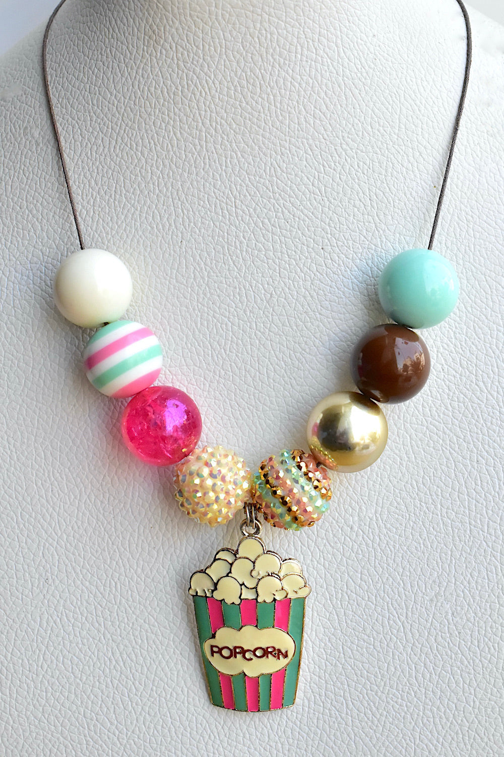 popcorn bubblegum bead necklace