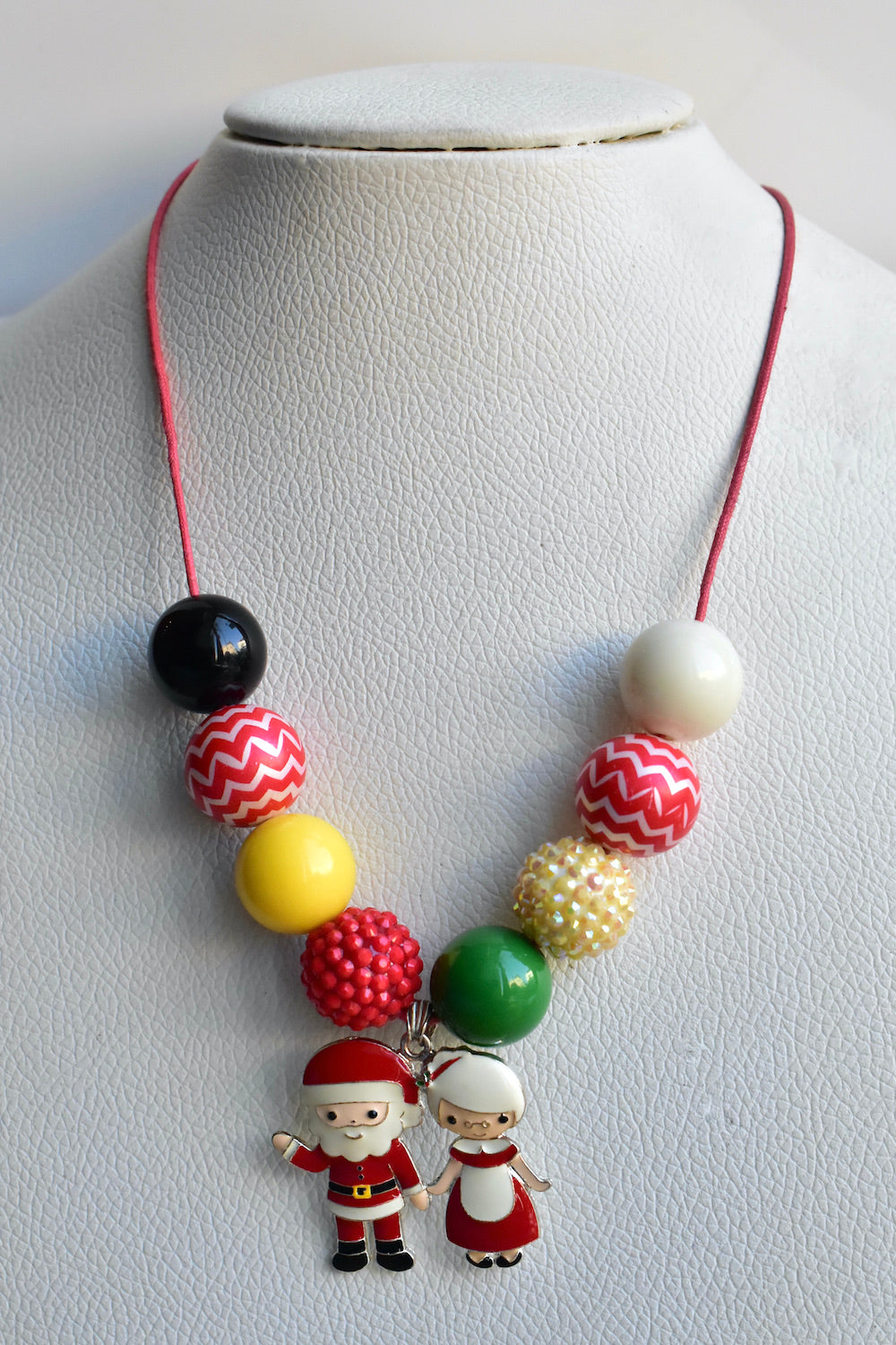 Christmas Theme bubblegum beads necklace bbn231114