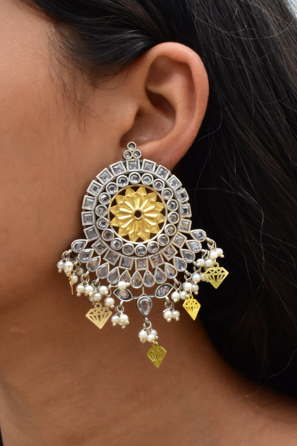 Tribal stud earrings trse230382