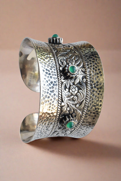 BIG SIZE SILVER NECKLACE