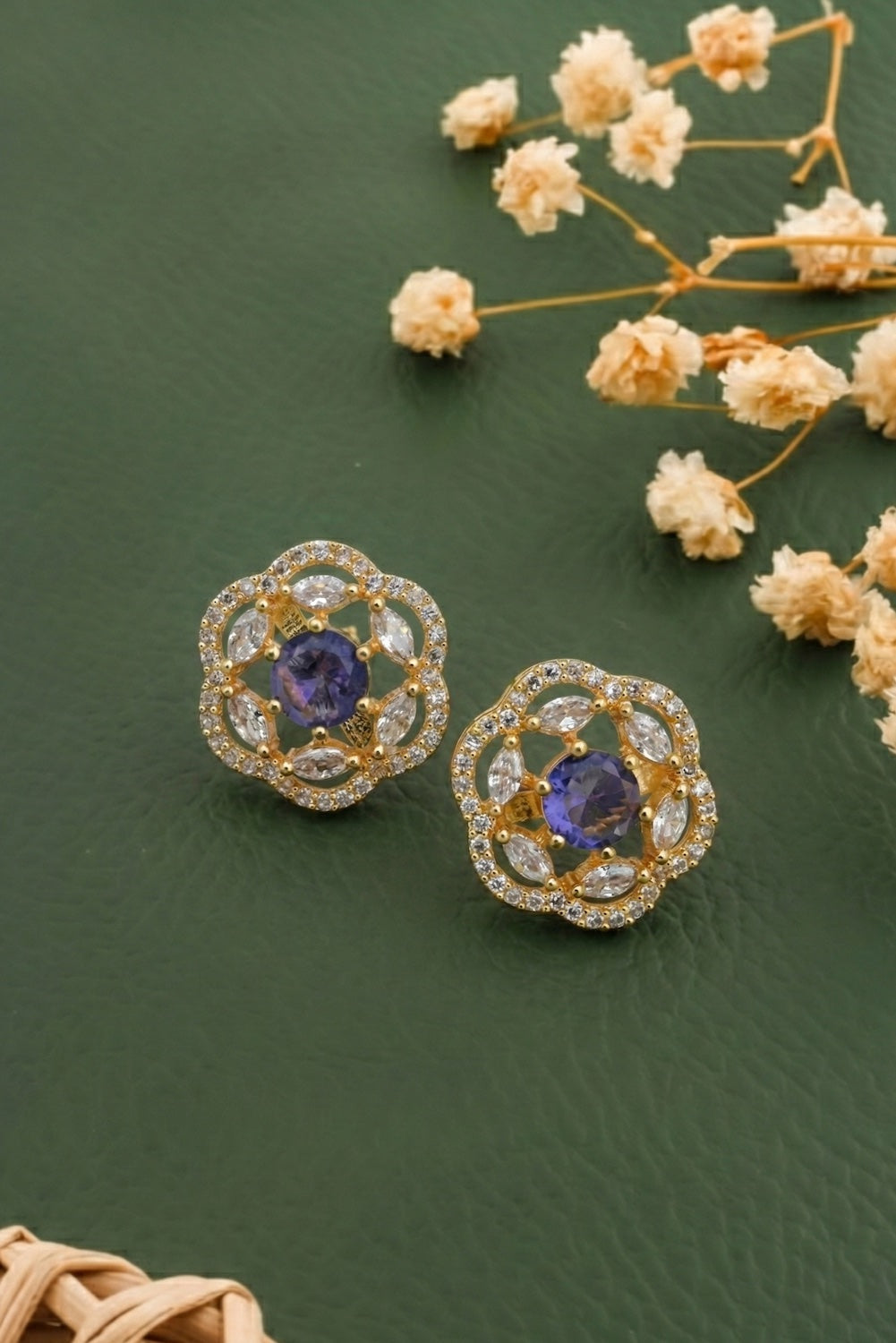 floral stud diamond gold