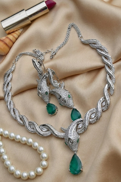 serpentine necklace