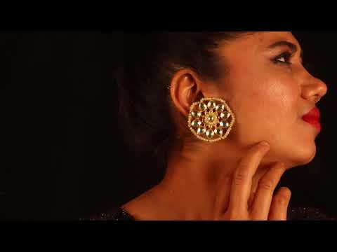 big kundan studs