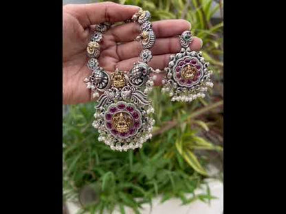 Tribal medium length necklace earrings set trcnes230574