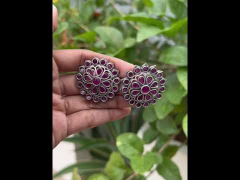 floral silver stud