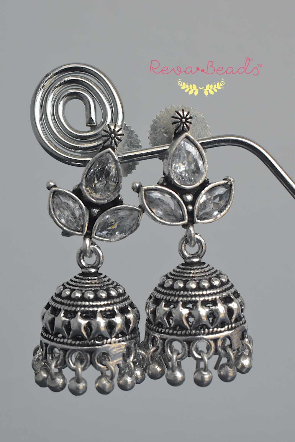 delicate jhumka