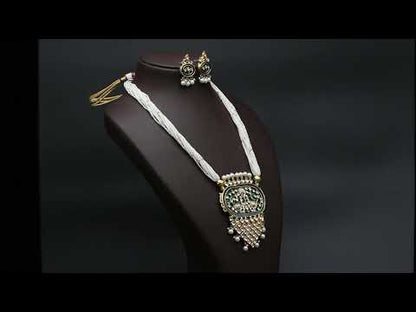 kundan necklace earrings