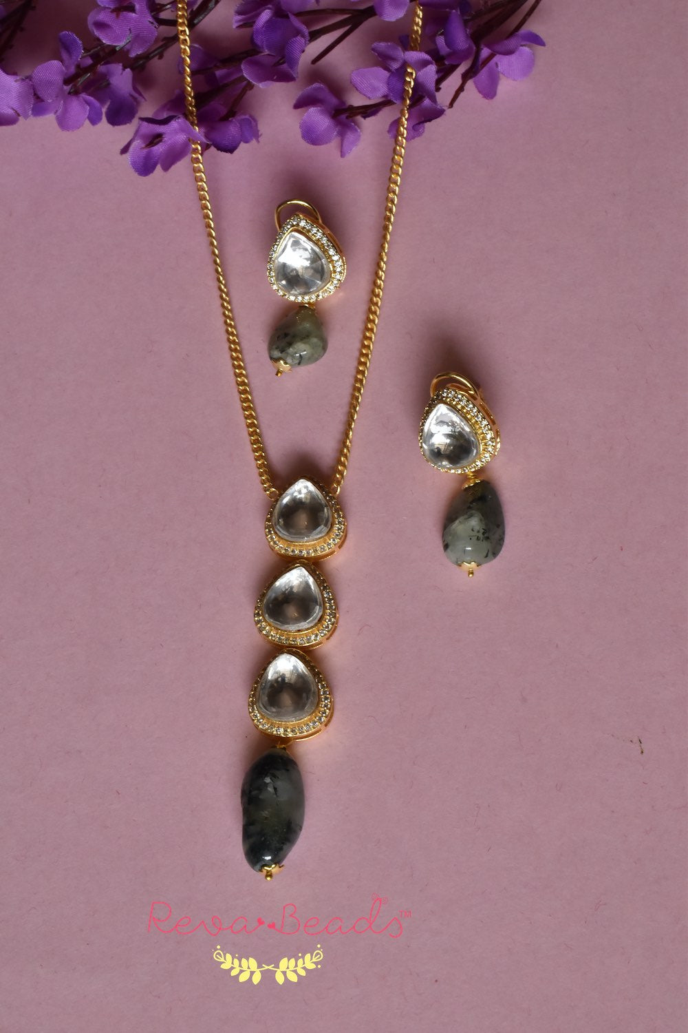 gold polish long necklace