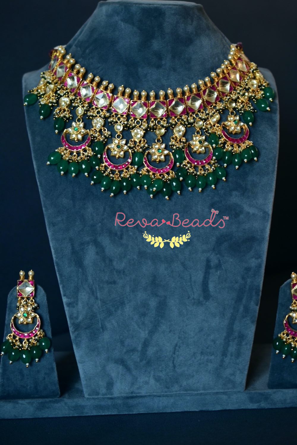 Jadau Kundan Choker Necklace Earrings Set kmchnes220020
