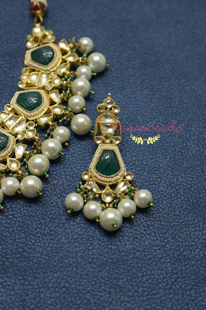 kundan carving choker set