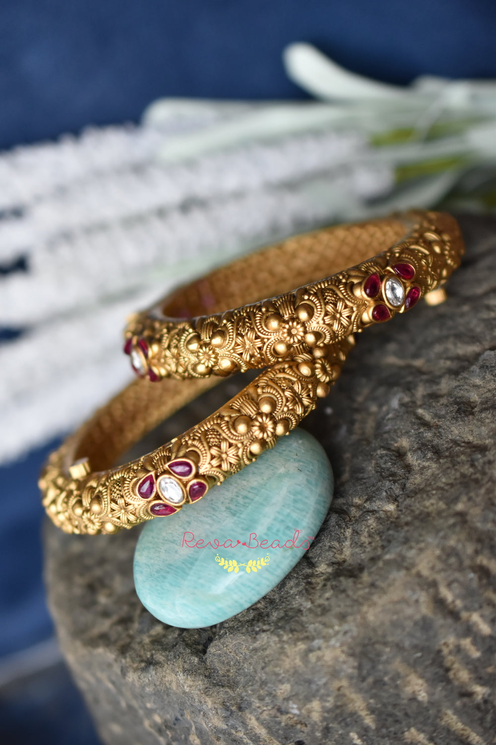 antique gold bangles