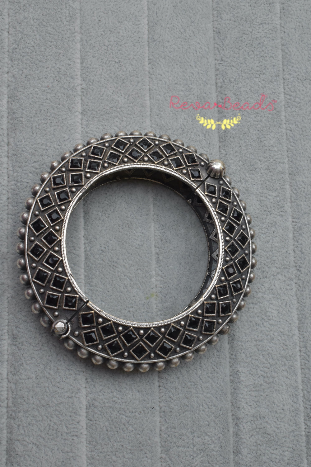 tribal bangle bracelet trbn221389